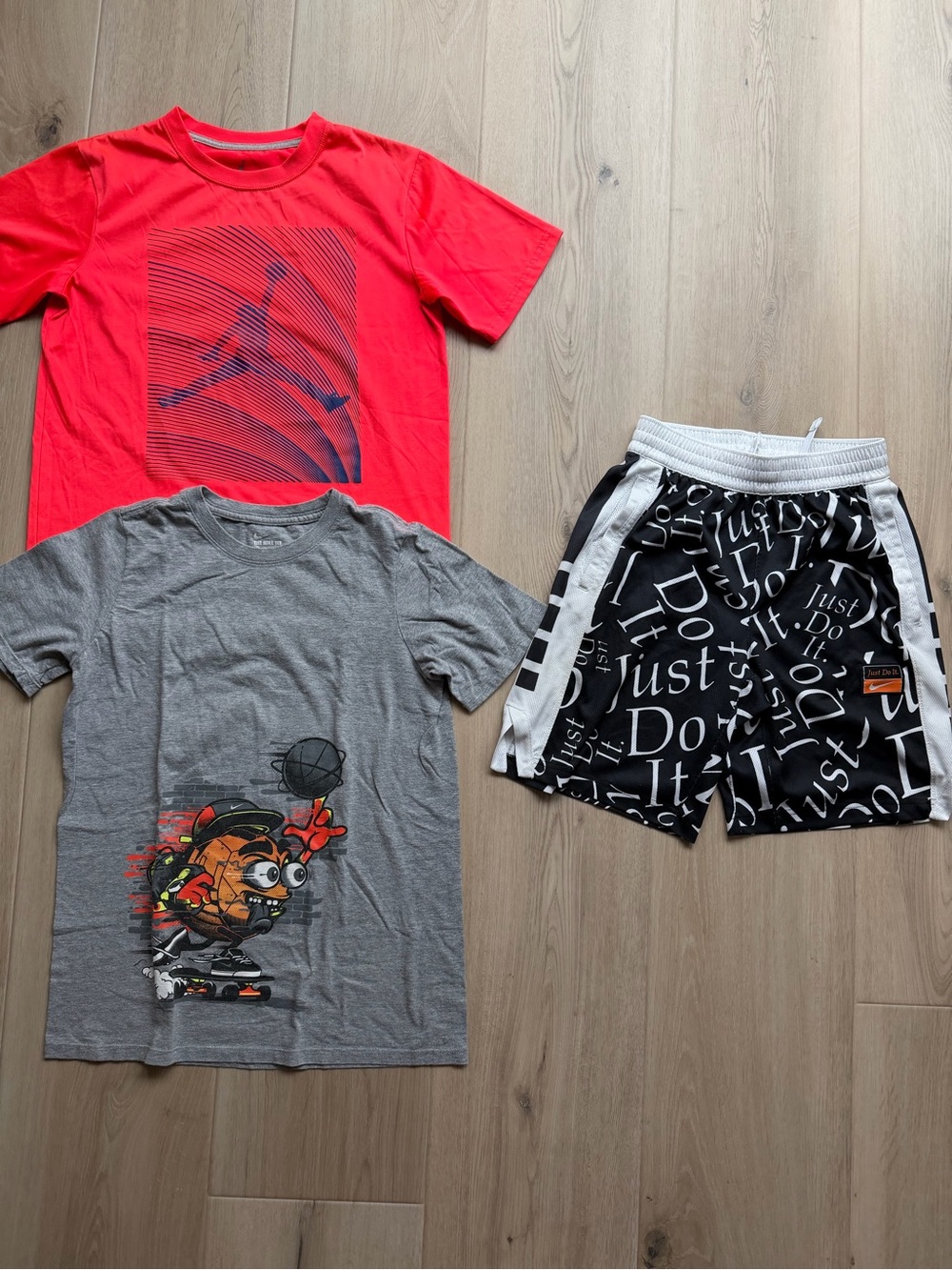 Nike Youth L Bundle of T shirts and shorts- Orange, Black, Gray